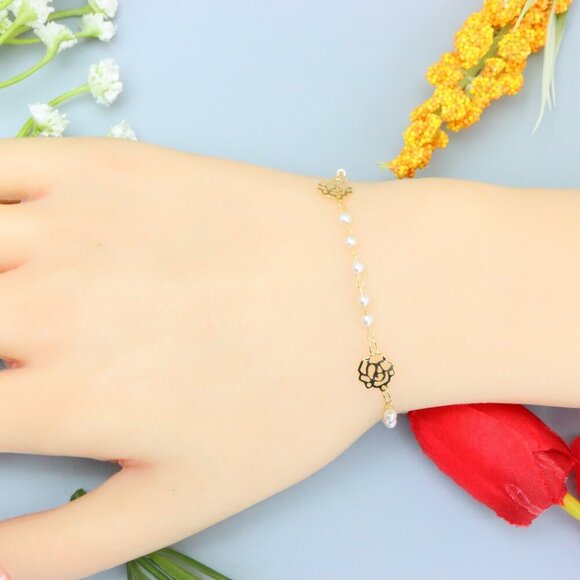 "Elegant & Trendy Bracelet, A Perfect Gift for Women, Thoughtful, EVCH1851 - Picture 3 of 10